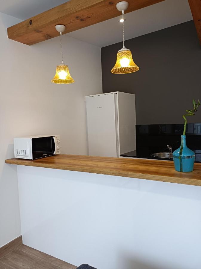 Albergue Hostel Nuestra Senora Del Camino กอมบาร์โร ภายนอก รูปภาพ