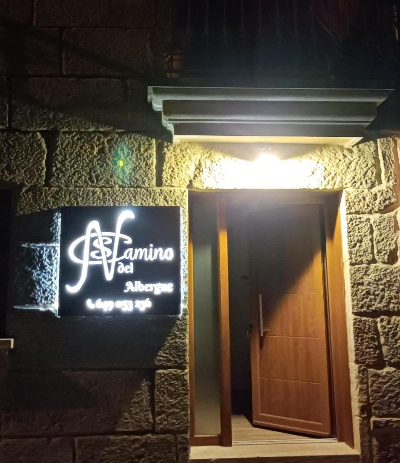 Albergue Hostel Nuestra Senora Del Camino กอมบาร์โร ภายนอก รูปภาพ