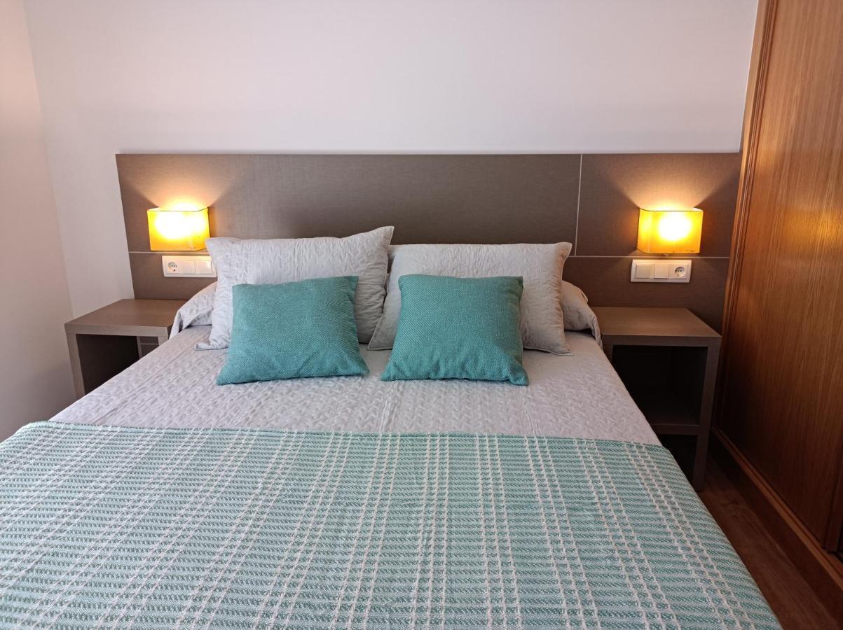 Albergue Hostel Nuestra Senora Del Camino กอมบาร์โร ภายนอก รูปภาพ