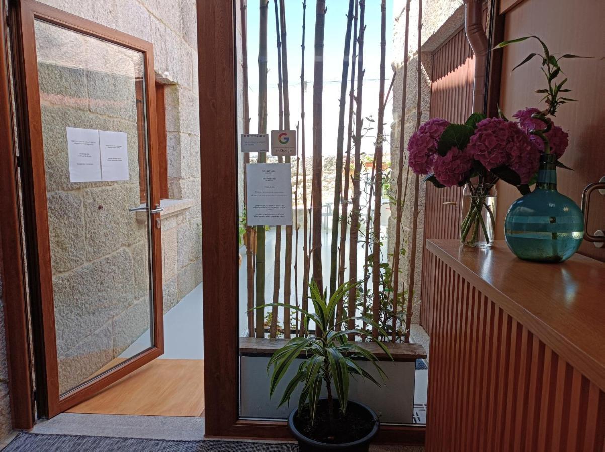 Albergue Hostel Nuestra Senora Del Camino กอมบาร์โร ภายนอก รูปภาพ