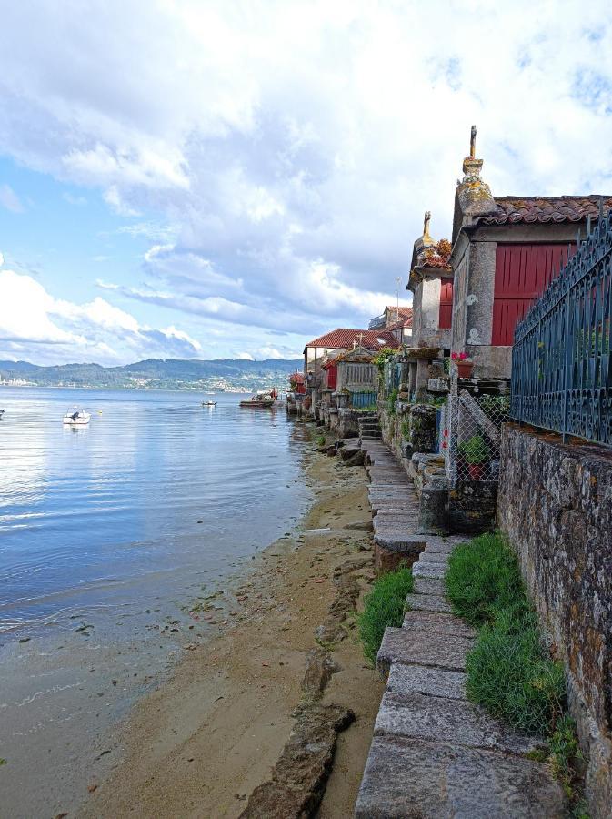 Albergue Hostel Nuestra Senora Del Camino กอมบาร์โร ภายนอก รูปภาพ