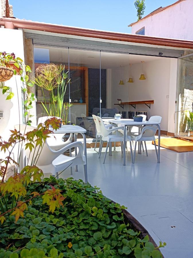 Albergue Hostel Nuestra Senora Del Camino กอมบาร์โร ภายนอก รูปภาพ